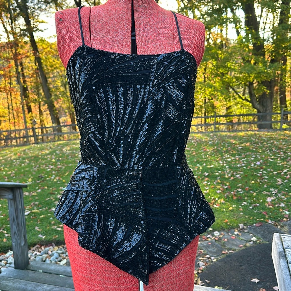 Gorgeous Black Sequin Peplum Tank with Boning and zip Back Sz 12 NWT